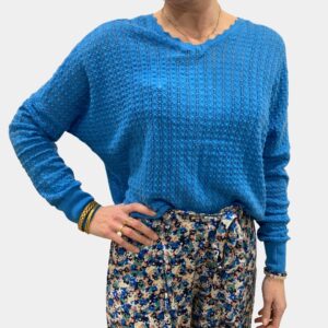 Gilet/Pull en maille ajourée femmeGilet/Pull en maille ajourée.