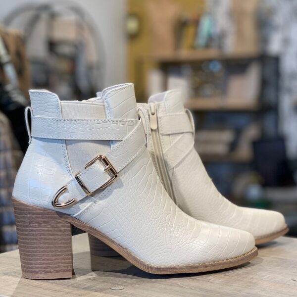 Bottines à talon carré croco femme