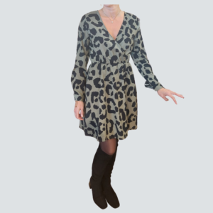 Robe motif léopard noire et vert