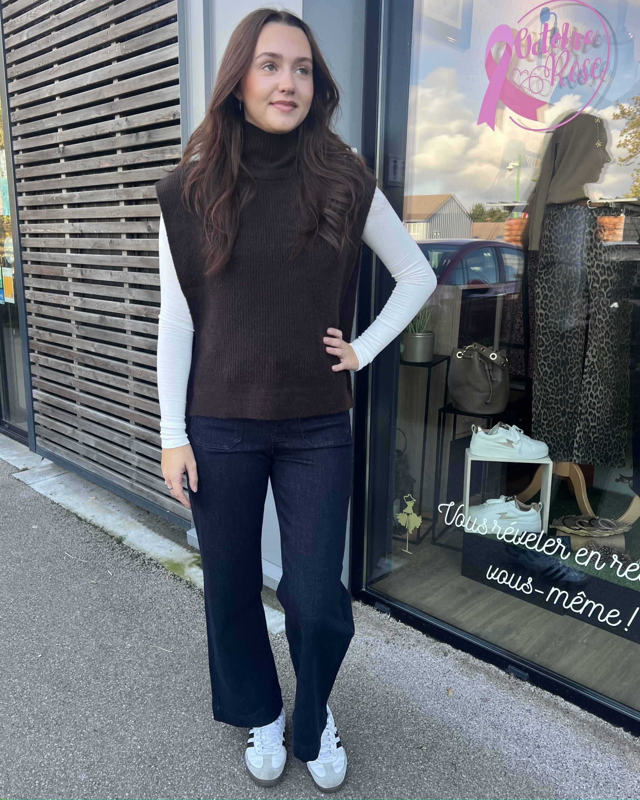 PULL SANS MANCHE CHOCO – Image 2