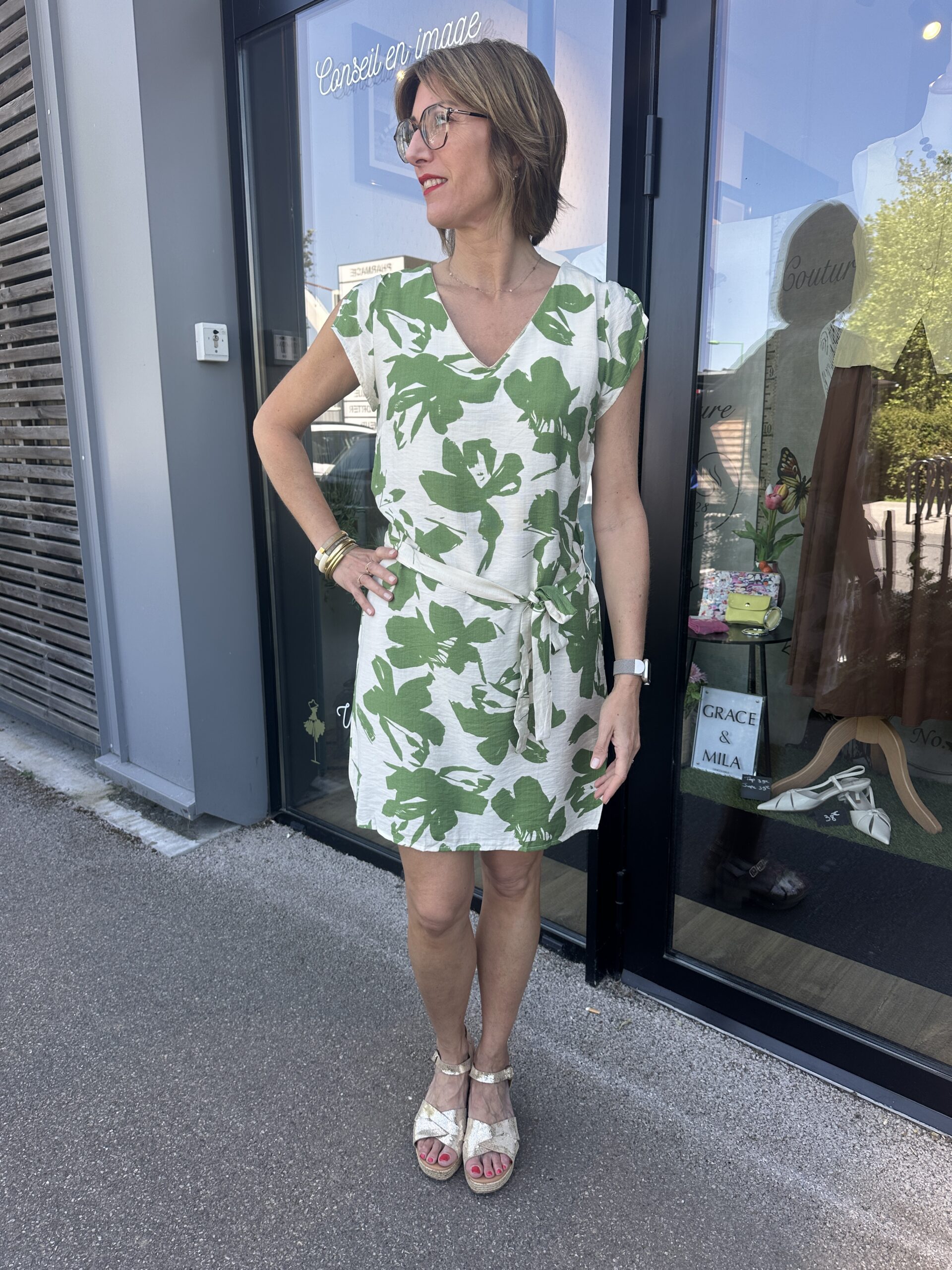 ROBE DROITE IMPRIMÉE KAKI – Image 2