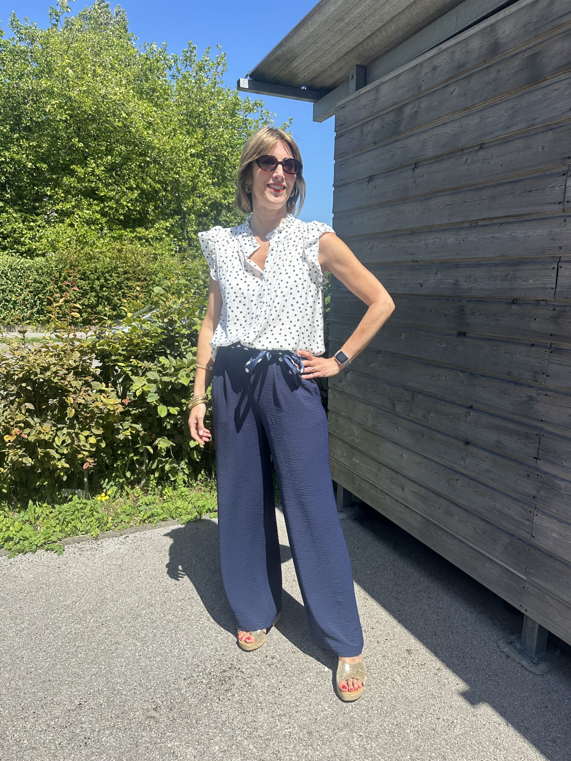 BLOUSE ÉCRU POIS BLEU MARINE