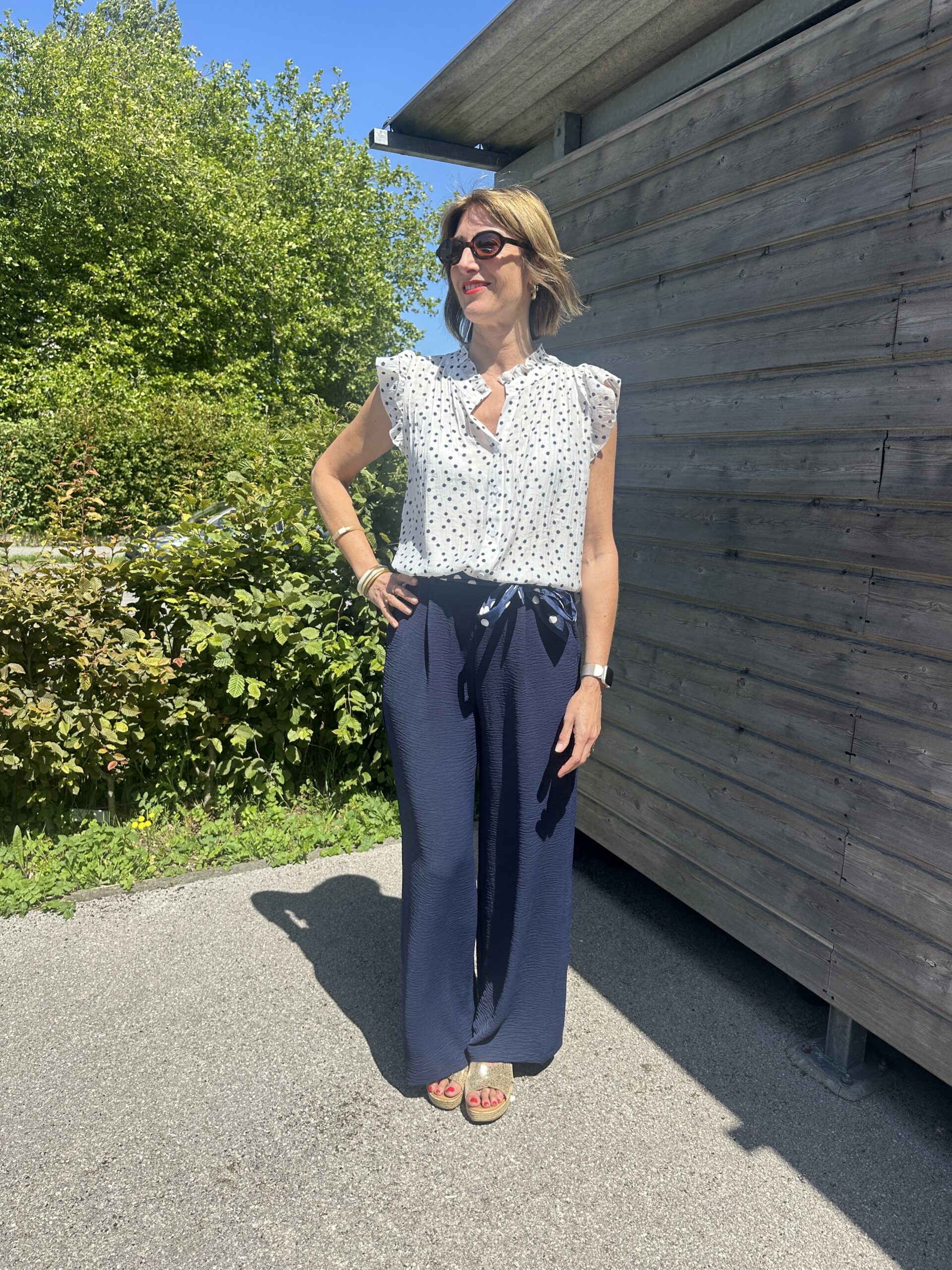 BLOUSE ÉCRU POIS BLEU MARINE – Image 2