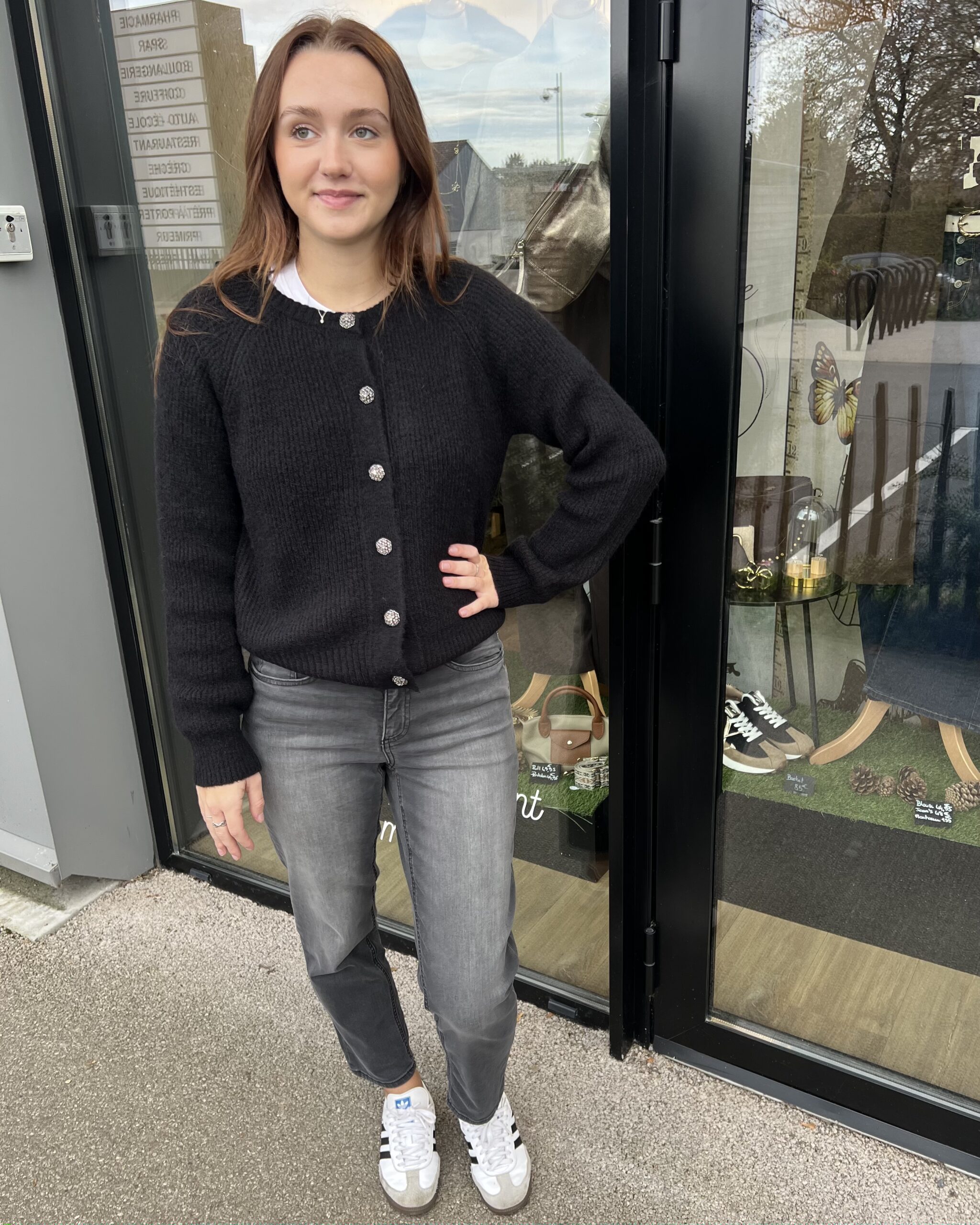 CARDIGAN NOIR femme élégant