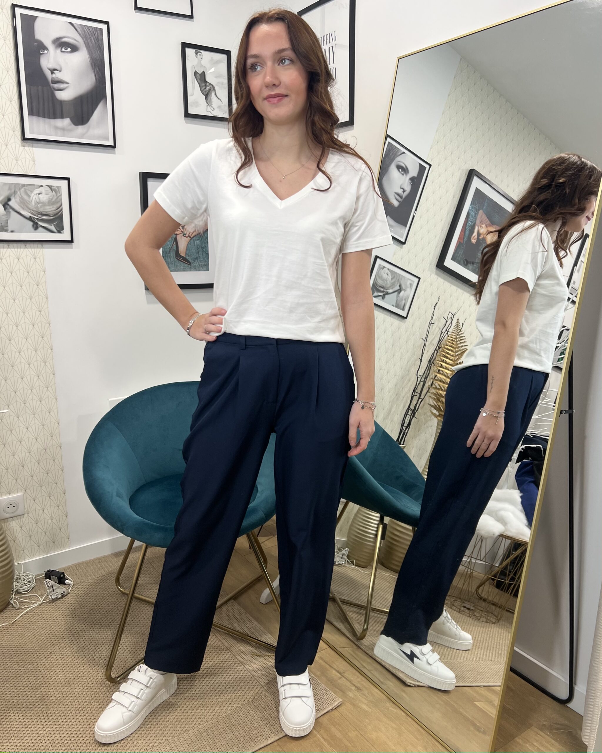 TEE SHIRT COL V BLANC