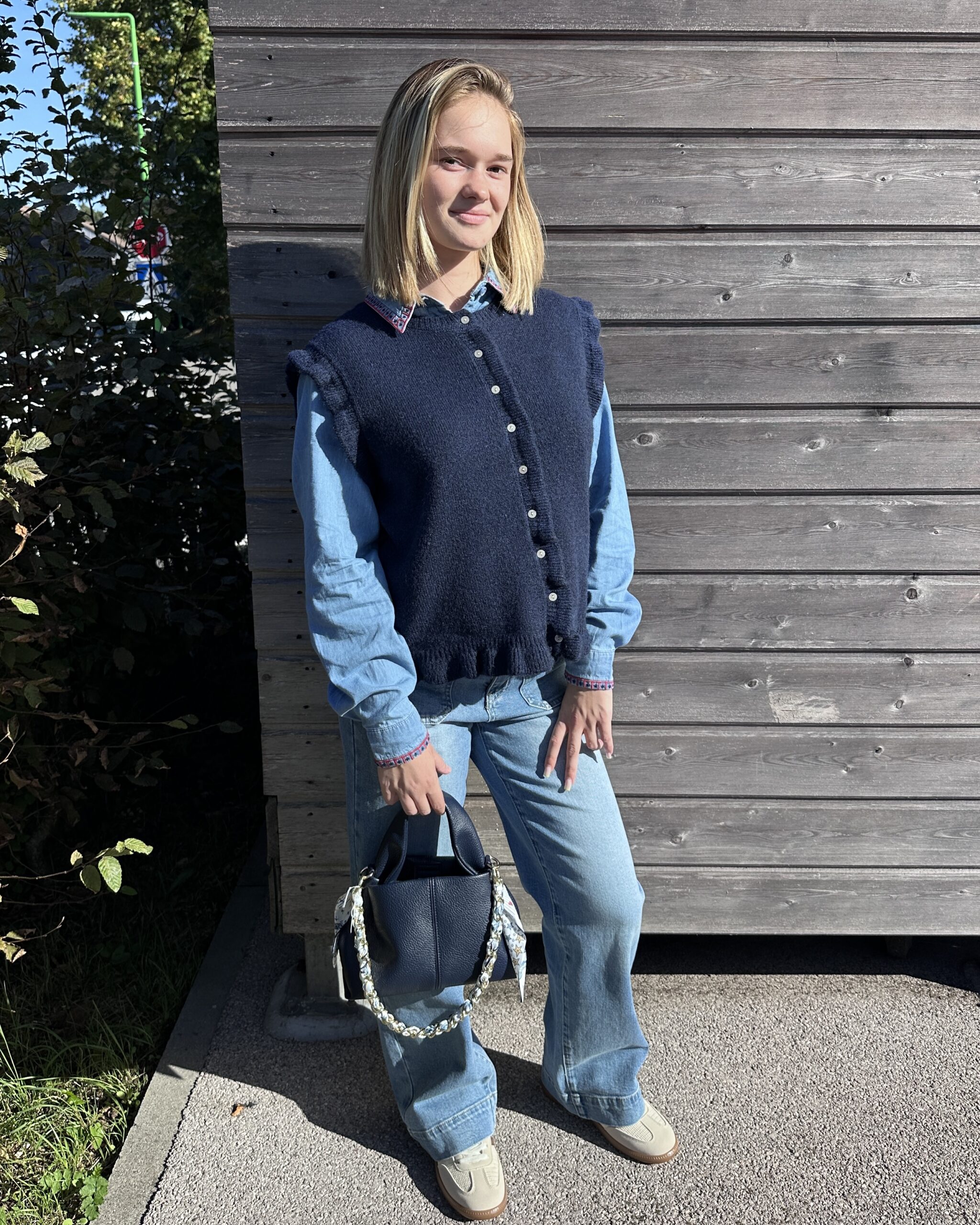 GILET SANS MANCHE BLEU MARINE – Image 3