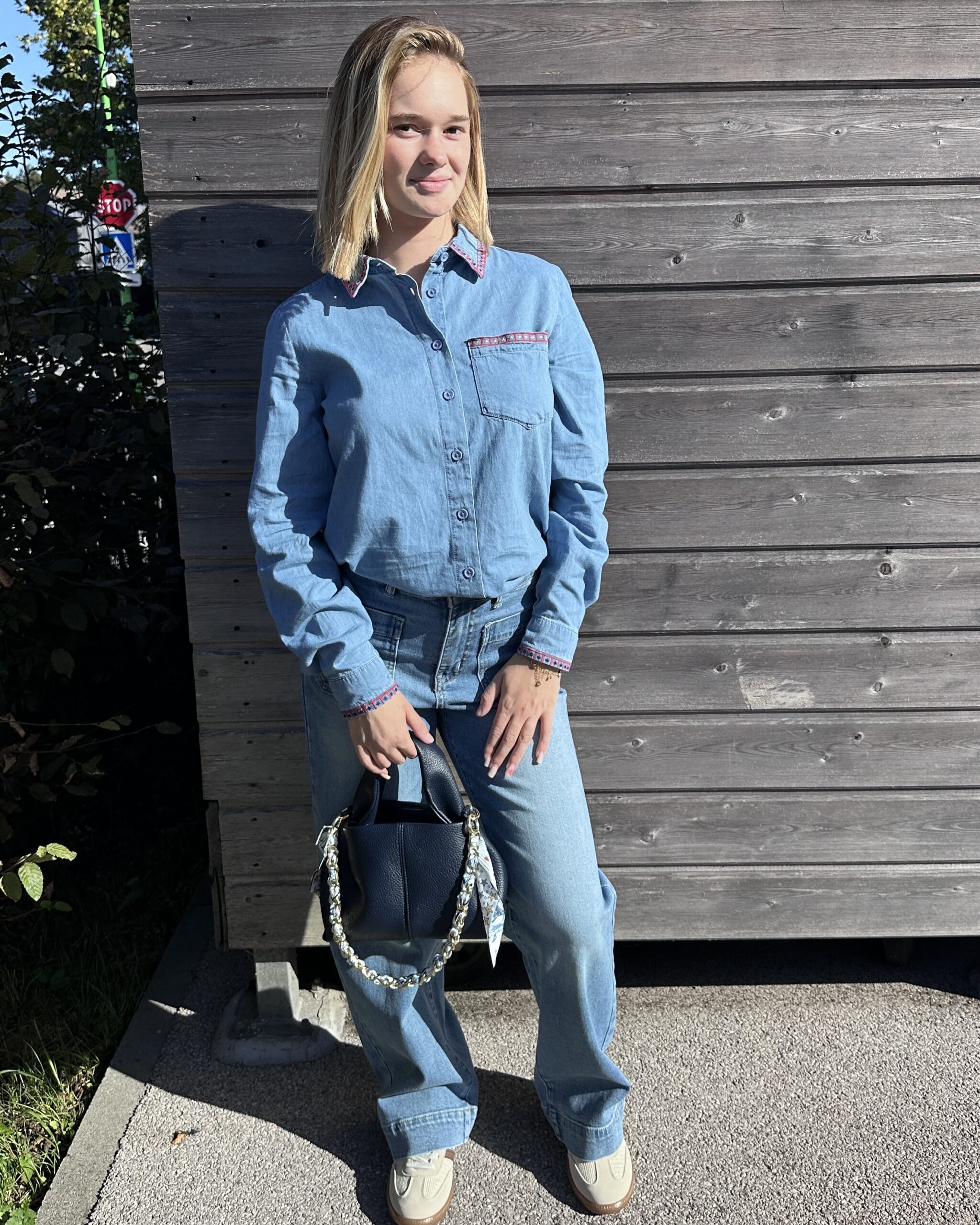 CHEMISE EN JEAN BLEU CLAIR – Image 3