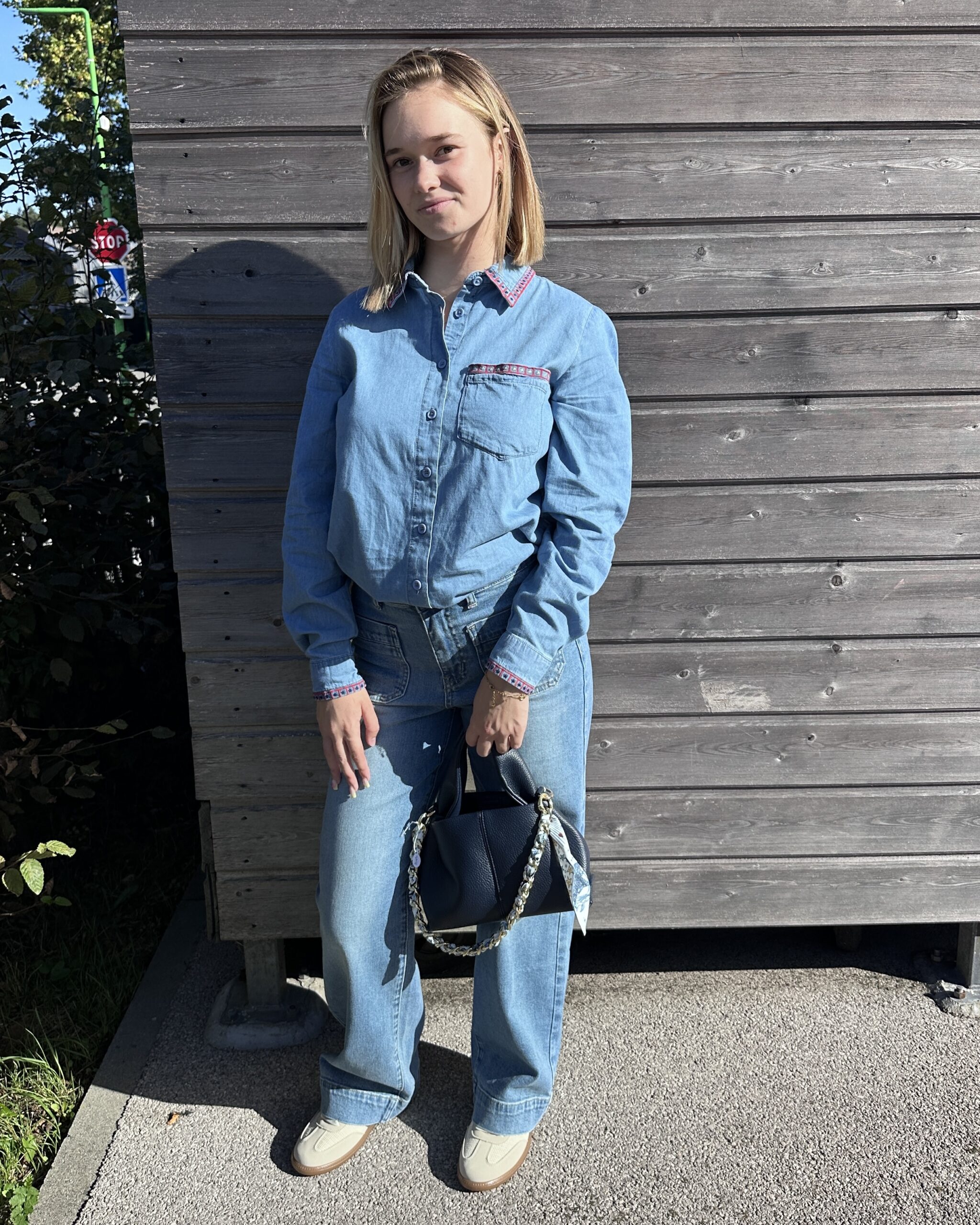 CHEMISE EN JEAN BLEU CLAIR – Image 2