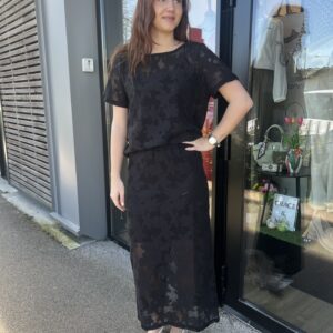 JUPE LONGUE NOIR AJOURÉ FLEURS