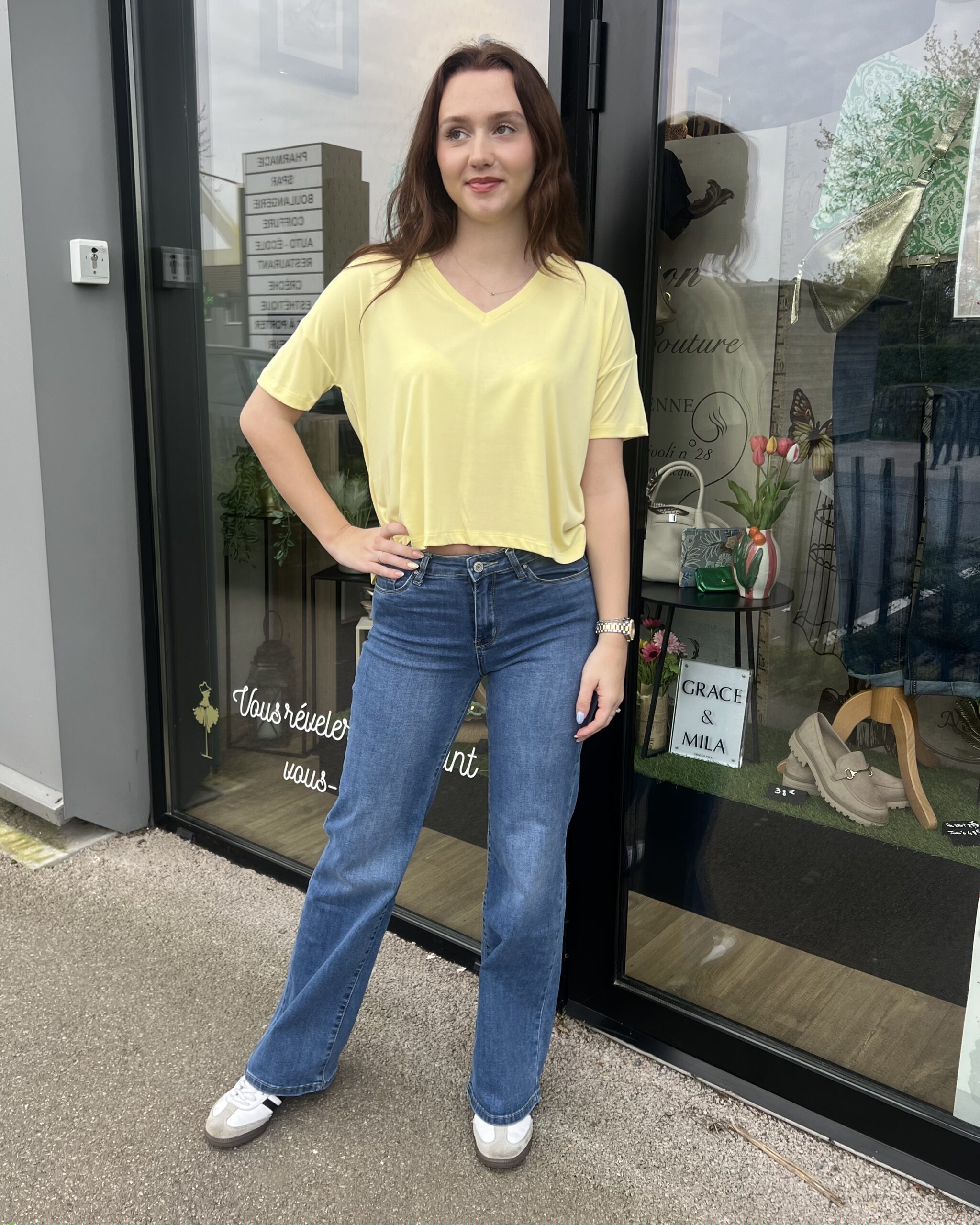 T-SHIRT JAUNE COUPE DROITE – Image 3