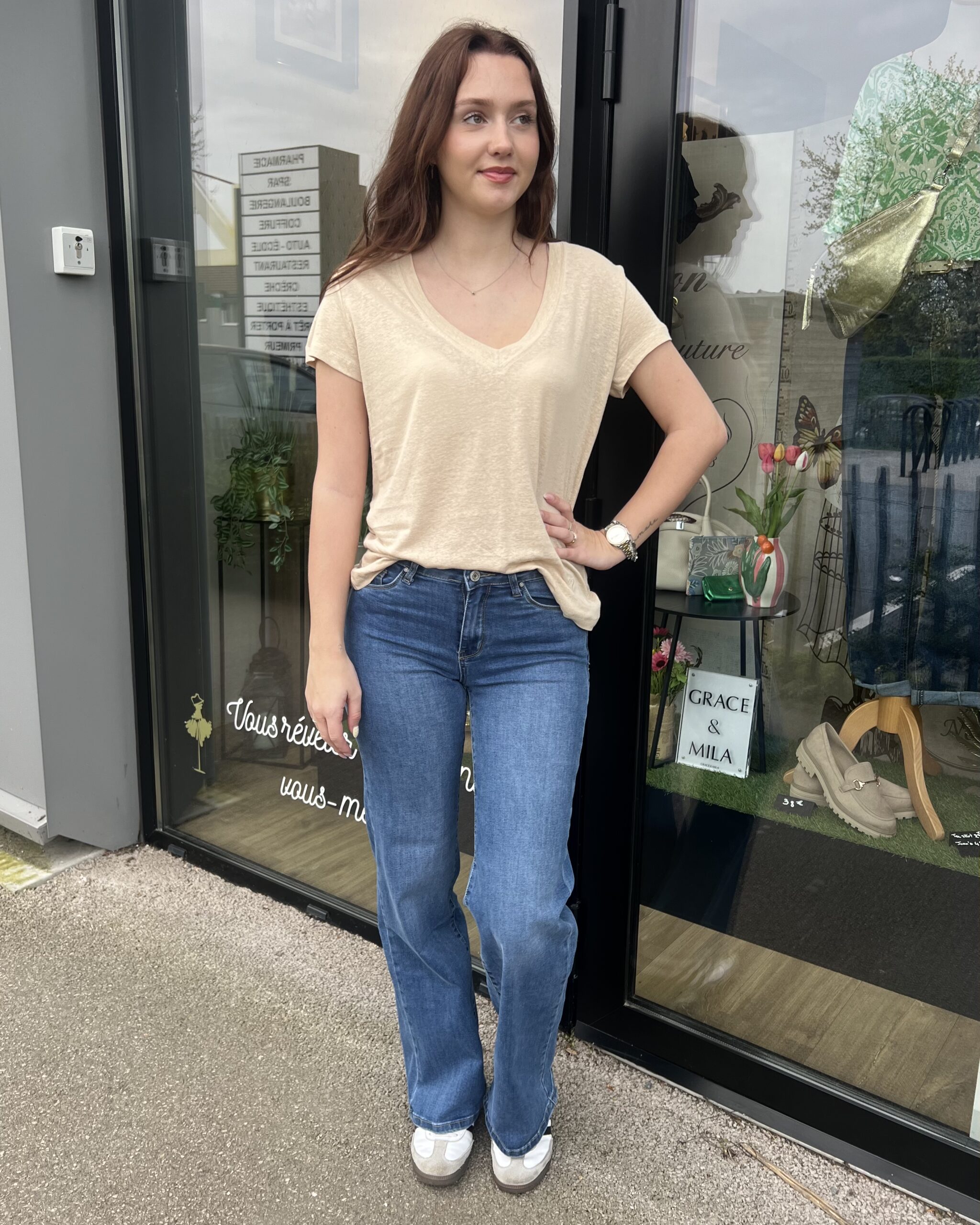 T-SHIRT BEIGE COL V – Image 3