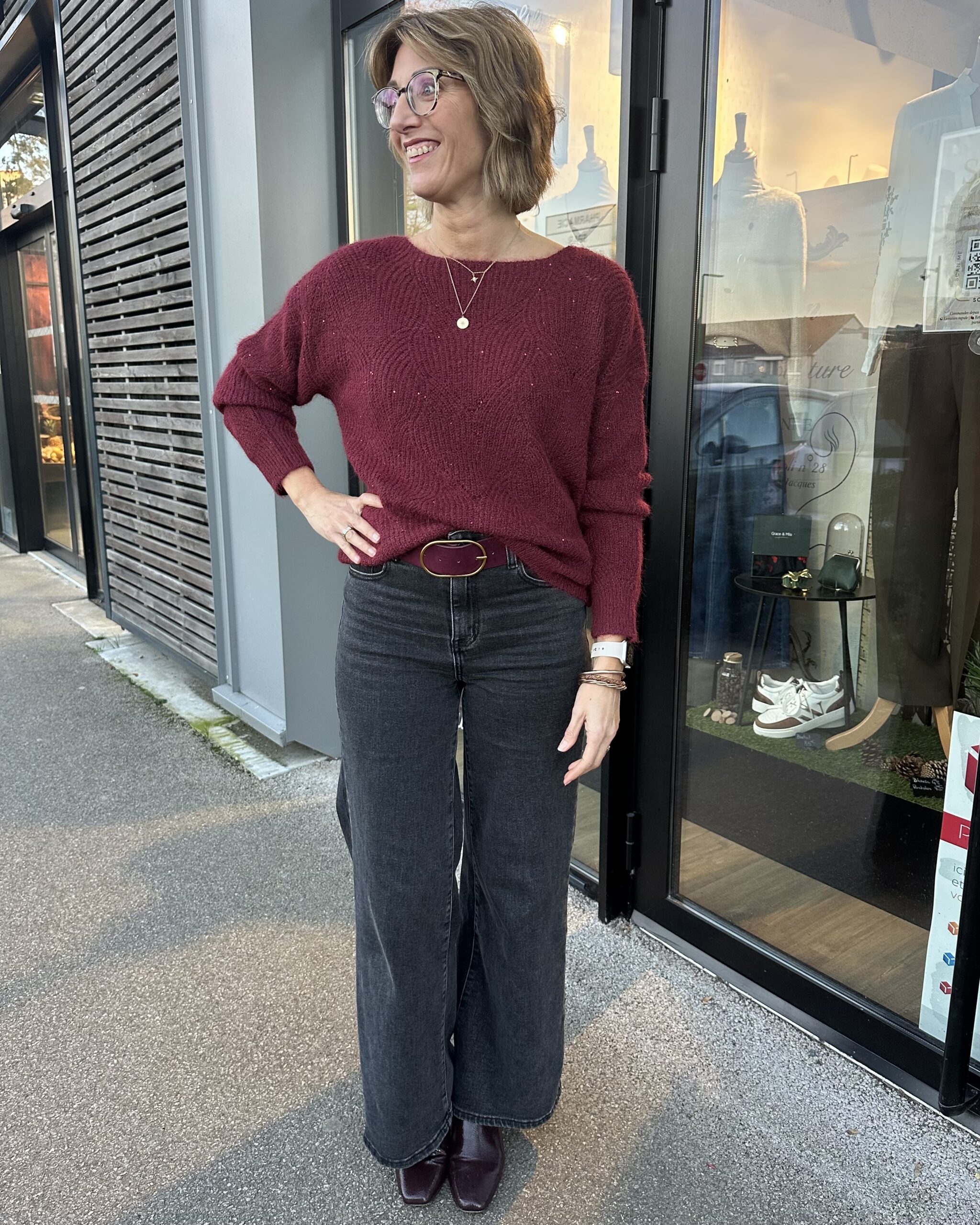 PULL BORDEAUX SEQUINS – Image 2