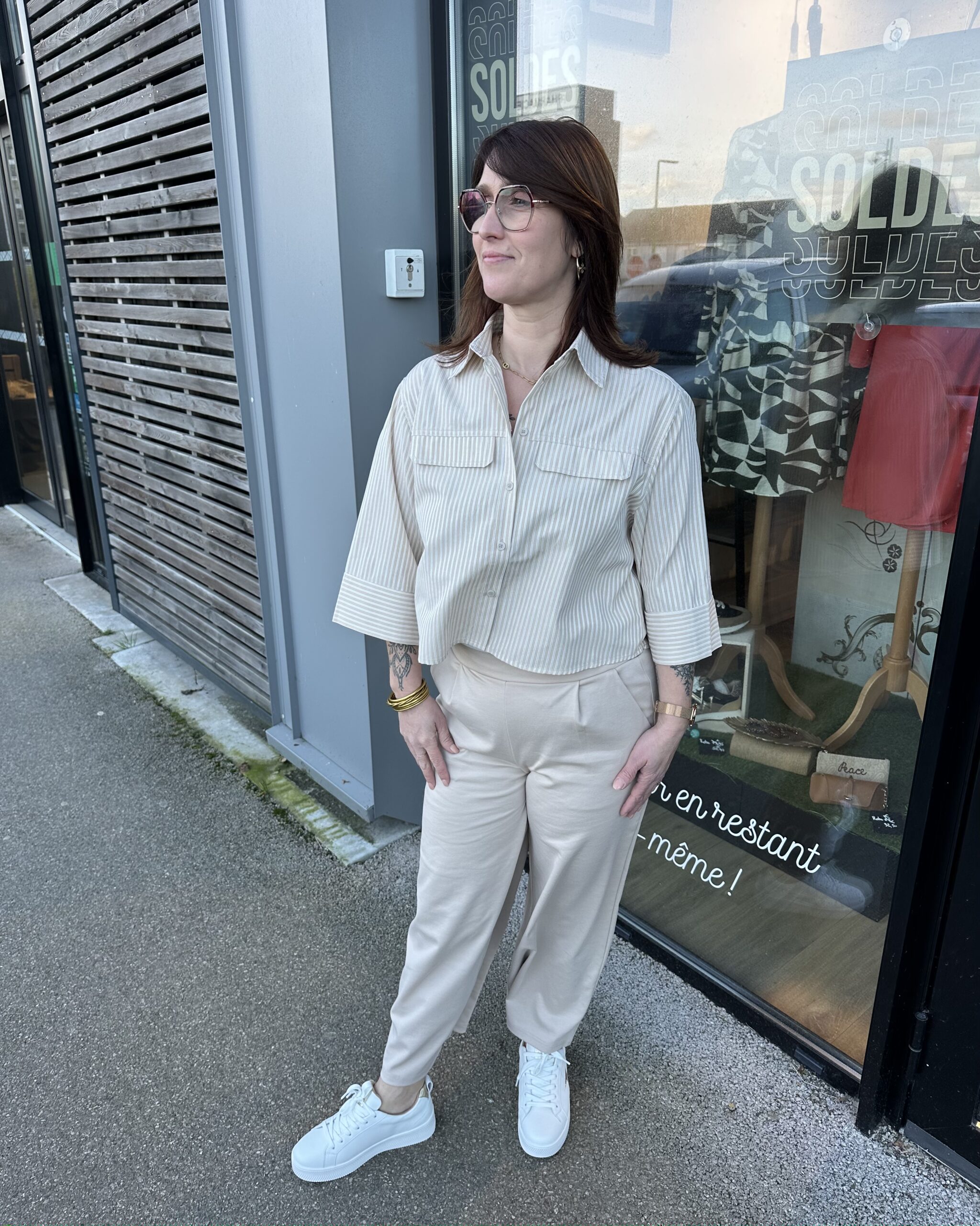 PANTALON LARGE 7/8 BEIGE – Image 3