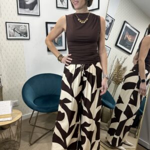 pantalon large imprime geometrique chocolat