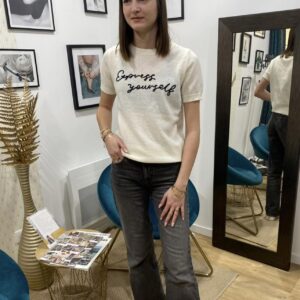 PULL CRÈME ÉCRITURE NOIR